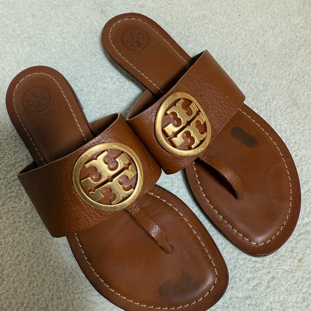 Tory Burch Tan Sandals with Gold Emblem